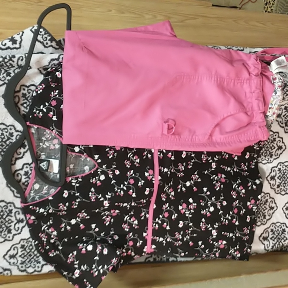 Pretty in Pink Scrub Set Size L